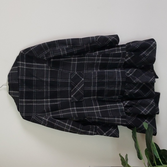 Apt 9 plaid wool coat, winter coat, Ruffle peplum hem gray black, fully lined. - Picture 9 of 9